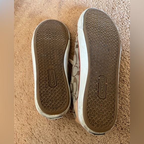 COACH Women’s Signature Barrett Lace Up Sneakers - Picture 6 of 8